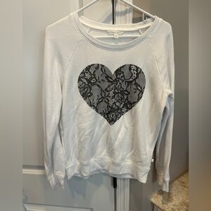 VS Long Sleeve Lace Heart Graphic Sweatshirt Medium